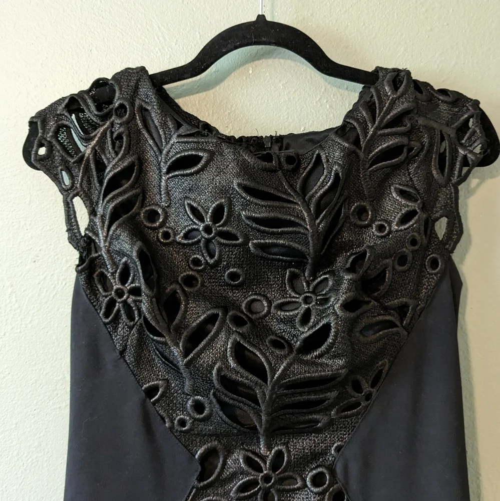 Eva Franco Black Jamila Cap Sleeve Cut Out Floral Lace Midi Dress Size 4 - Picture 4 of 10